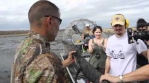 BTS 18.1 – Crew Meets Alligator